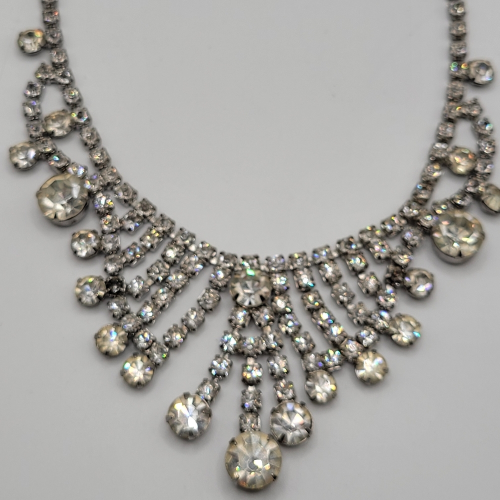 VTG Jewelry Set | Silver Tone & Clear Rhinestones | Unsigned - Picture 6 of 12